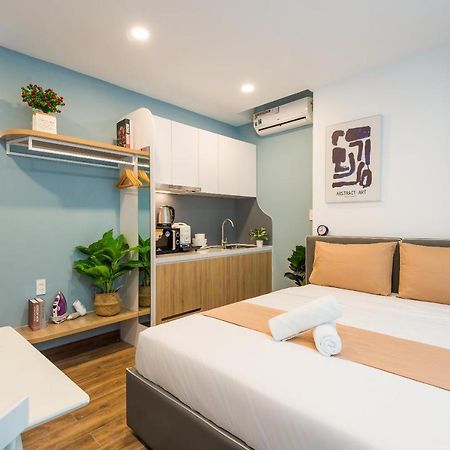 Cozrum Homes - Saphera Residence Хошимин Экстерьер фото