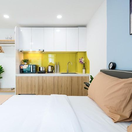 Cozrum Homes - Saphera Residence Хошимин Экстерьер фото